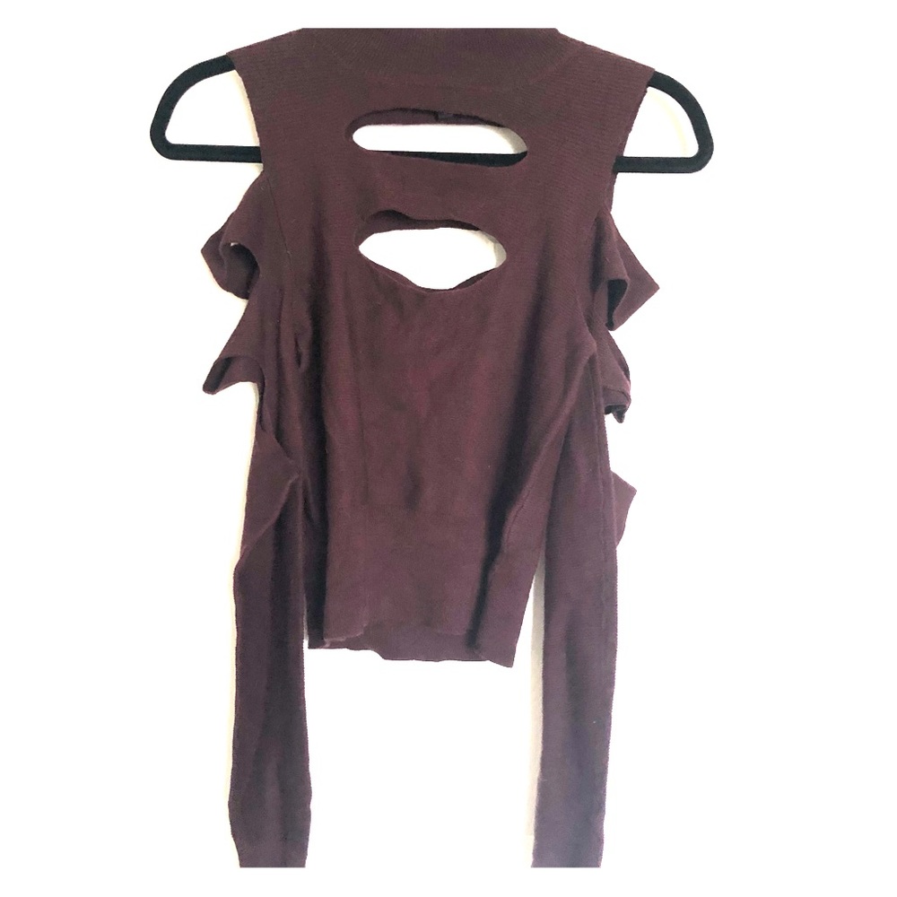 Long sleeve slit crop top